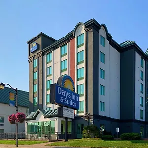 Days By Wyndham Centre St By The Falls 2*, Niagara Falls Canada