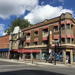 Star Hotel Montreal