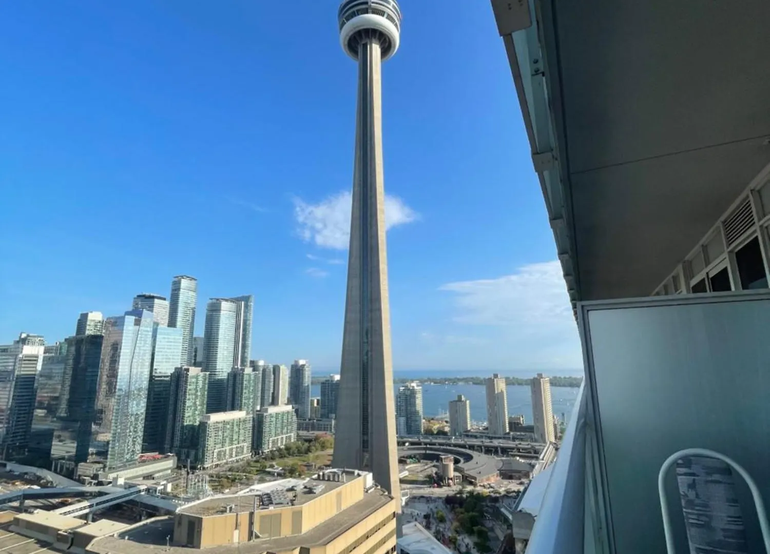 Cn Tower Suite contacts